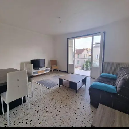 Location T1 A 10 Min A Pied Centre Apartment *